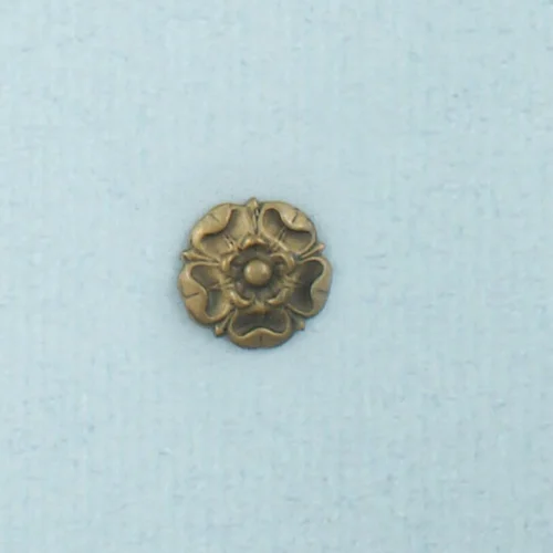 Small Tudor Rose Pattern Mount