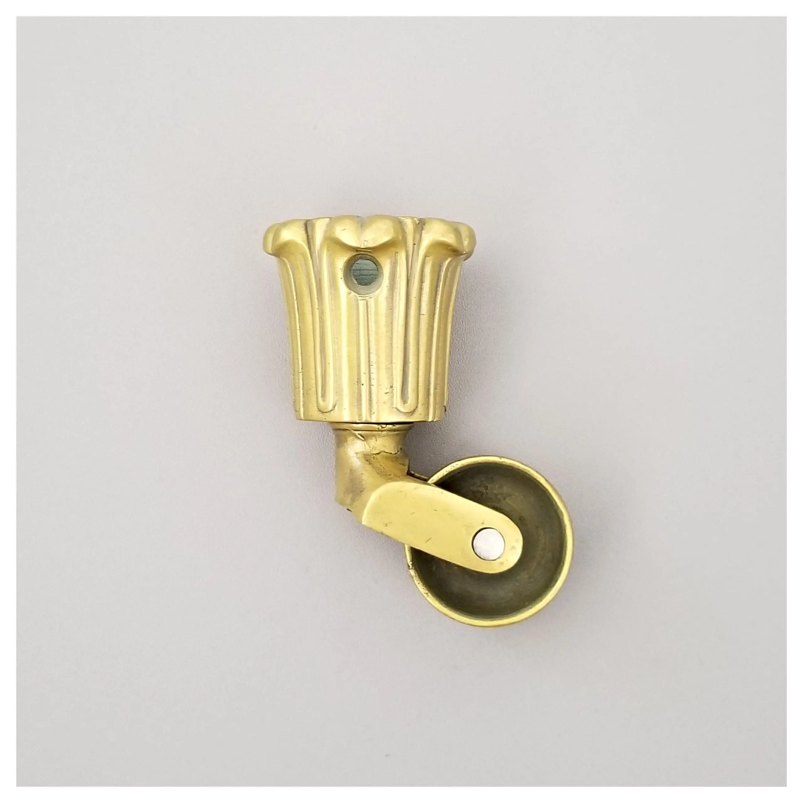 Decorated Cup Castor