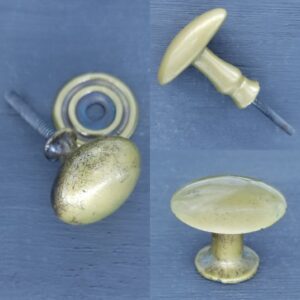 Plain Knobs
